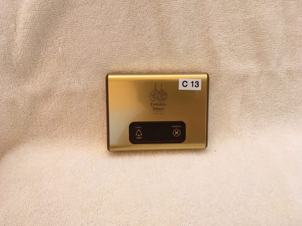 Pool Emirates Palace Mandarin Oriental