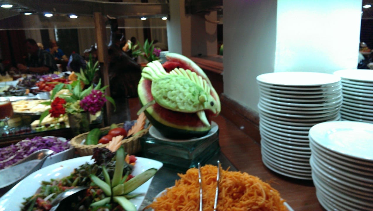 Super schönes Buffet mit sehr vielen Leckereien Golden Beach Resort