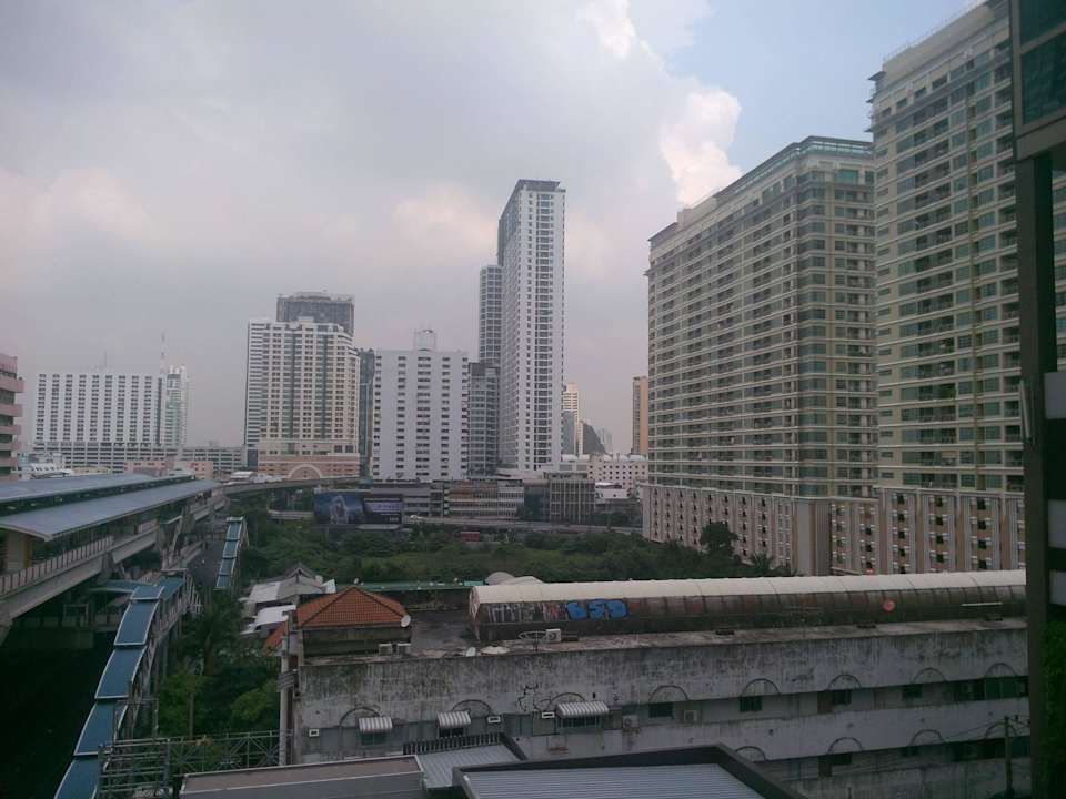 BTS in 100m Entfernung VIE Hotel Bangkok, MGallery