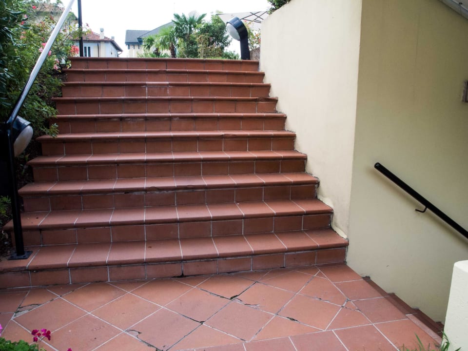 Kellertreppe Hotel Lido International