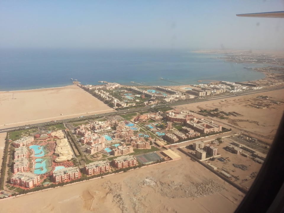Anflug auf Hurghada Pickalbatros Aqua Park Resort - Hurghada