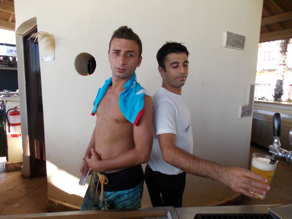 Vouva und Barkeeper Selectum Family Comfort Side