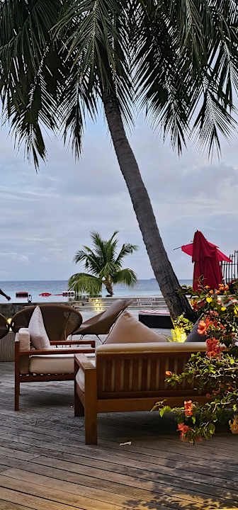 Pool NH Collection Maldives Havodda Resort