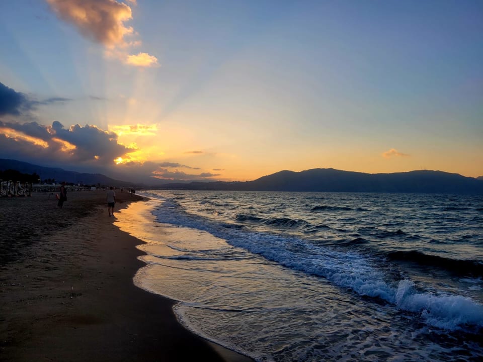 Strand HARPIN Happy Days Beach Hotel