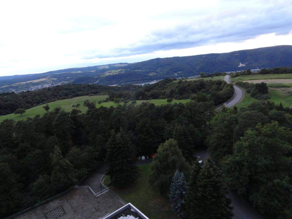 Ausblick aus dem Zimmer im 14.Stock Wyndham Garden Lahnstein Koblenz Hotel