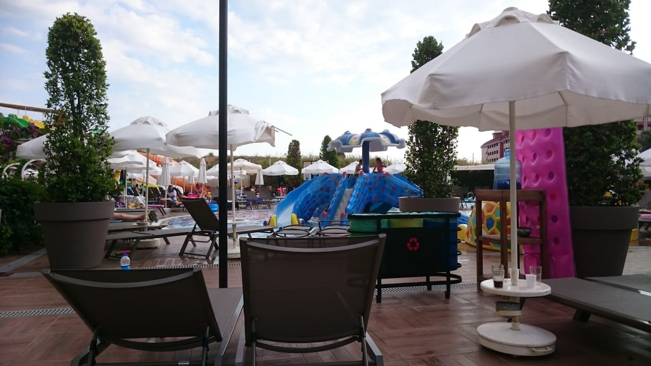 Pool Calimera Hane Garden