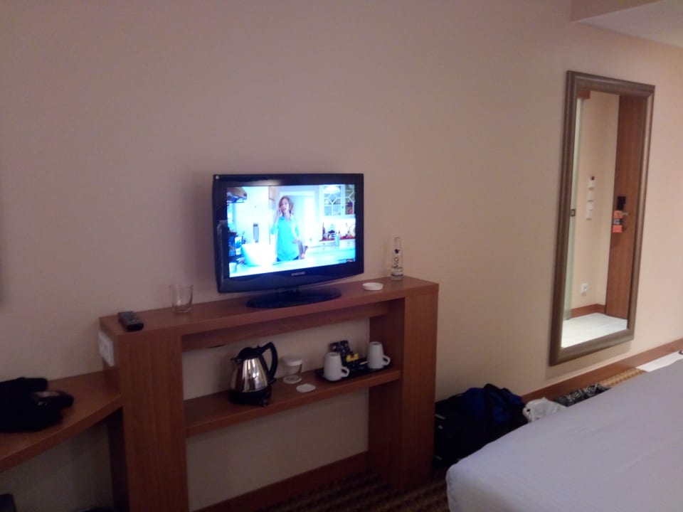 Zimmer Hampton by Hilton Berlin City West