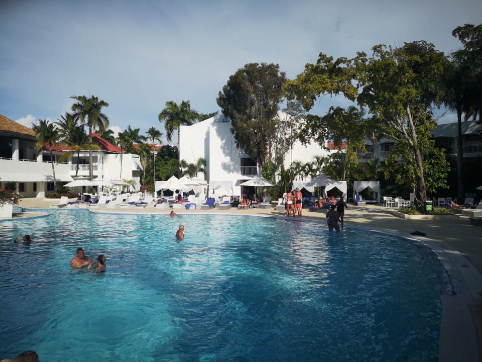 Pool Viva Heavens by Wyndham - All Inclusive Resort