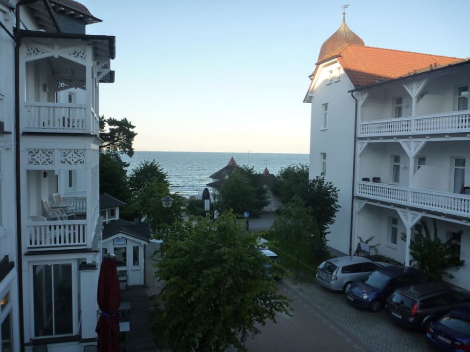 Blick aus der 2.Reihe Nymphe Strandhotel & Apartments