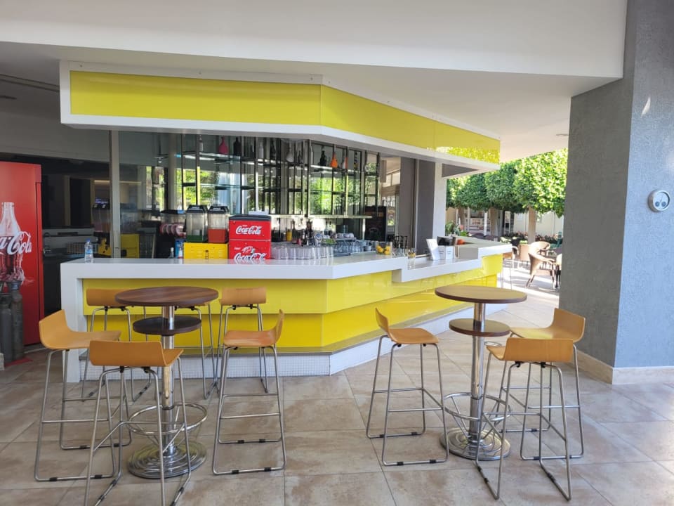 Pool Barut B Suites