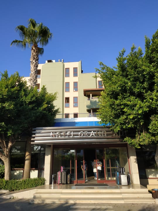 Außenansicht Hotel Grand Side