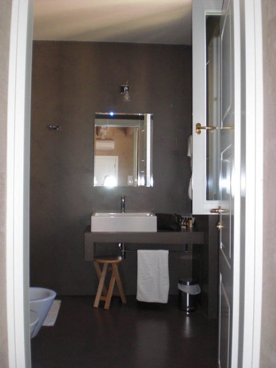 Blick ins Bad Remat Hotel