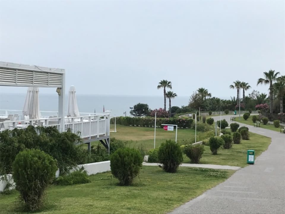 Gartenanlage Alba Queen Hotel