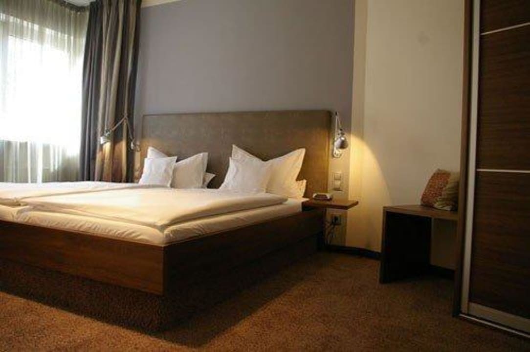 Zimmer 1. Etage Hotel Am Helmwartsturm