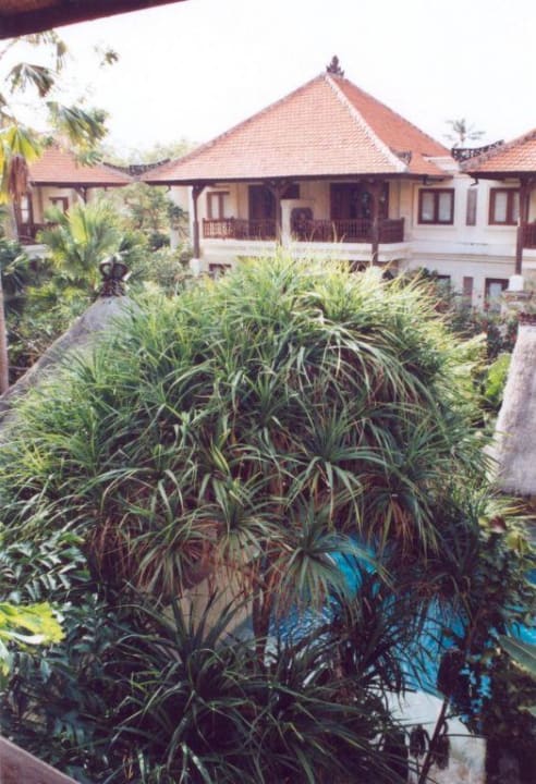 Blick aus dem Clubzimmer Puri Santrian