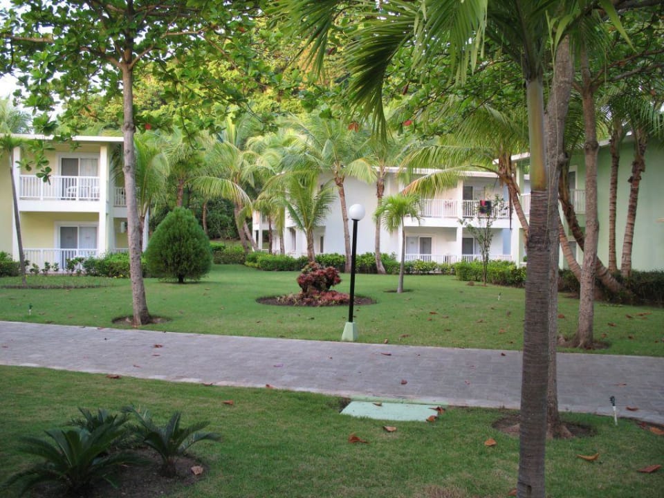 Vor der Terrasse Playabachata Hotel