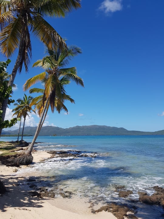 Strand Wyndham Alltra Samana