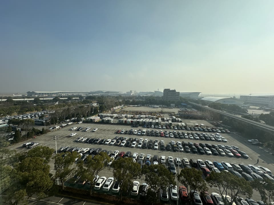 Ausblick RAMADA Pudong Airport  Hotel
