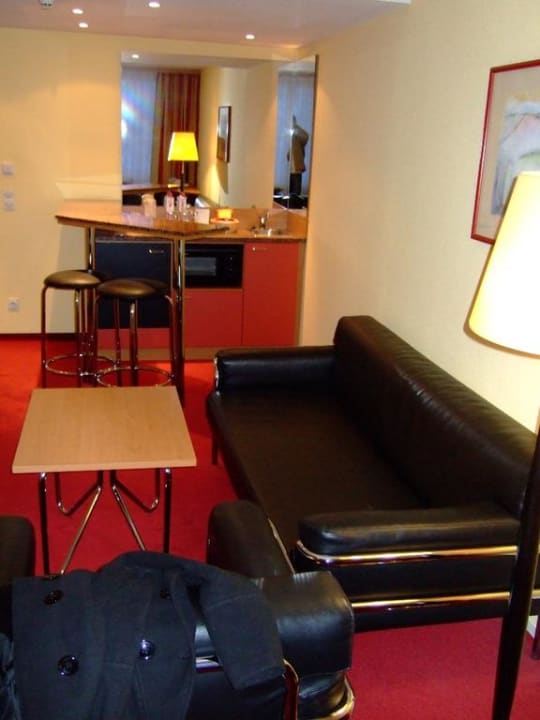 Couch & Bar NH Collection Hamburg City