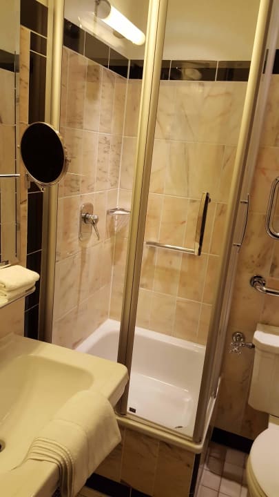 Nicht mehr zeitgemäß: das Bad Le Méridien Grand Hotel Nürnberg