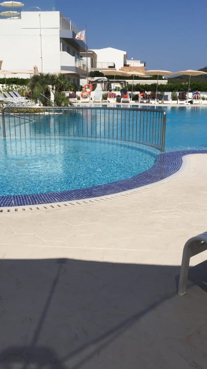 Pool HSM Regana - Adults Only