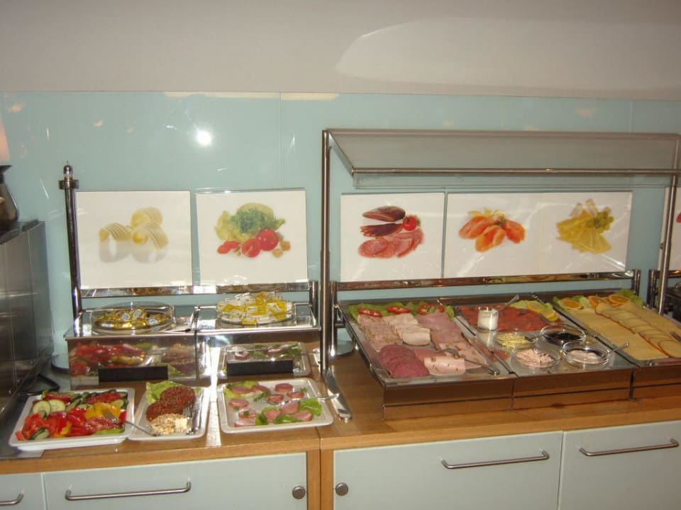 Frühstücksbuffet Garner Hotel Hamburg - Wandsbek Marktplatz