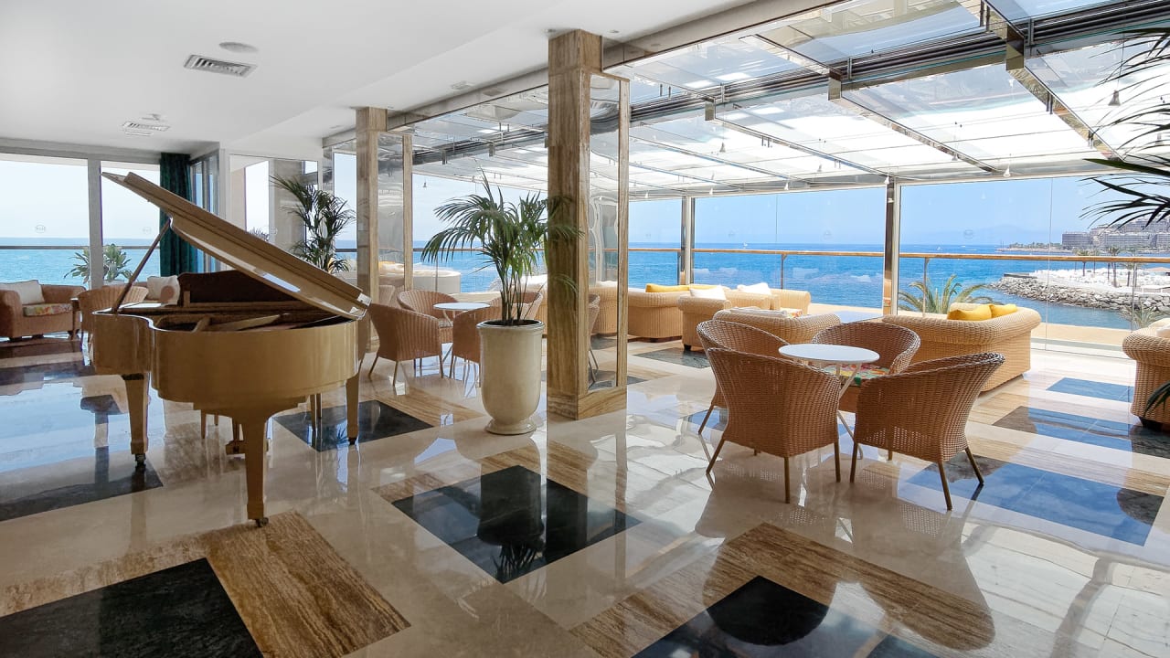 Lobby Bull Dorado Beach & Spa