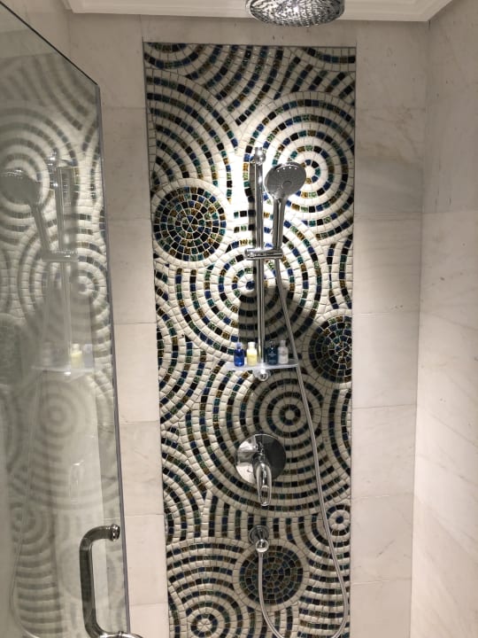 Zimmer Lucien Hanoi Lakeside Hotel & Rooftop