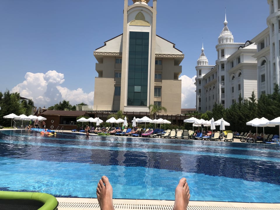 Pool Well Palace Side