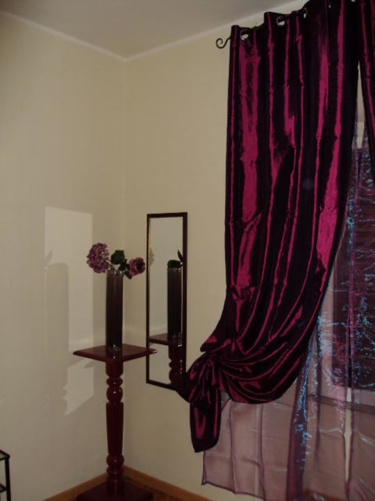 Tosca Room, Opera St. In Vatican B&B Candia41