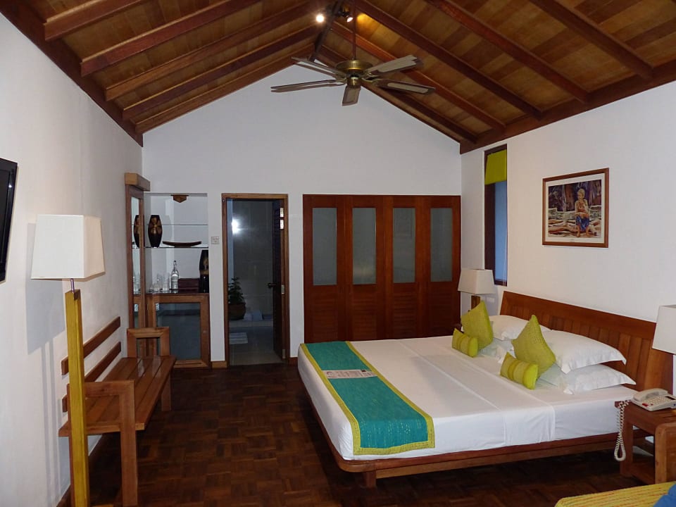 Sehr schön und geräumig NH Collection Maldives Reethi Resort