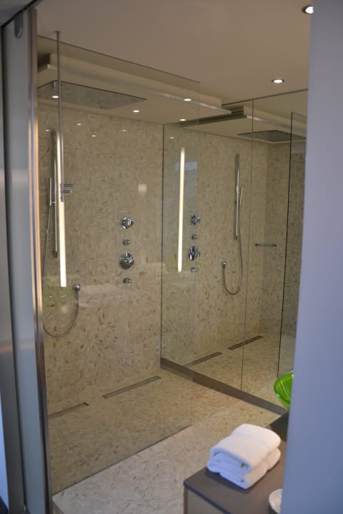 Penthouse-Suite: ebenerdige Regendusche Hotel Der Blaue Reiter