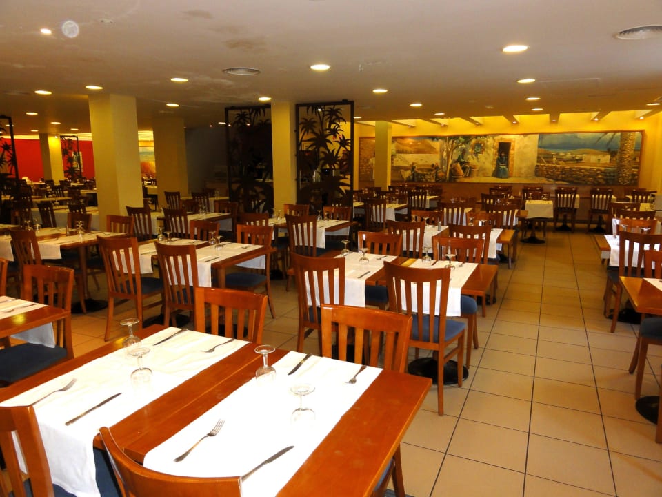 Blick in den Speisesaal Alua Suites Fuerteventura