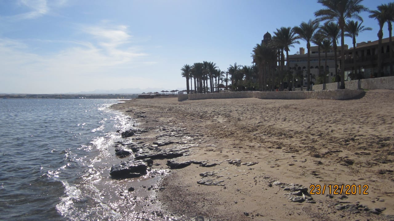 Strand mit Riff und Steinen Makadi Spa - Adults only