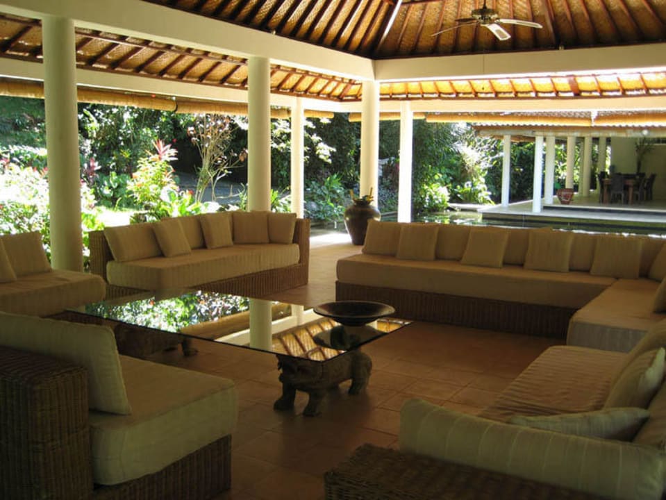 Open Air Lounge Jiwa Damai Retreat Bali