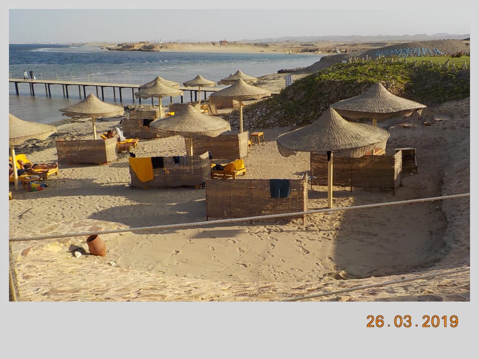 Strand Rohanou Beach Resort