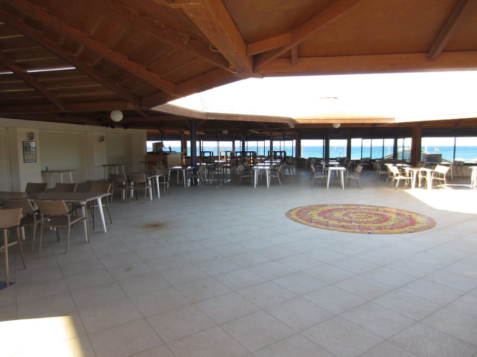 Beachbar - zum Zeitpunkt des Fotos geschlossen Apollonia Beach Resort & Spa