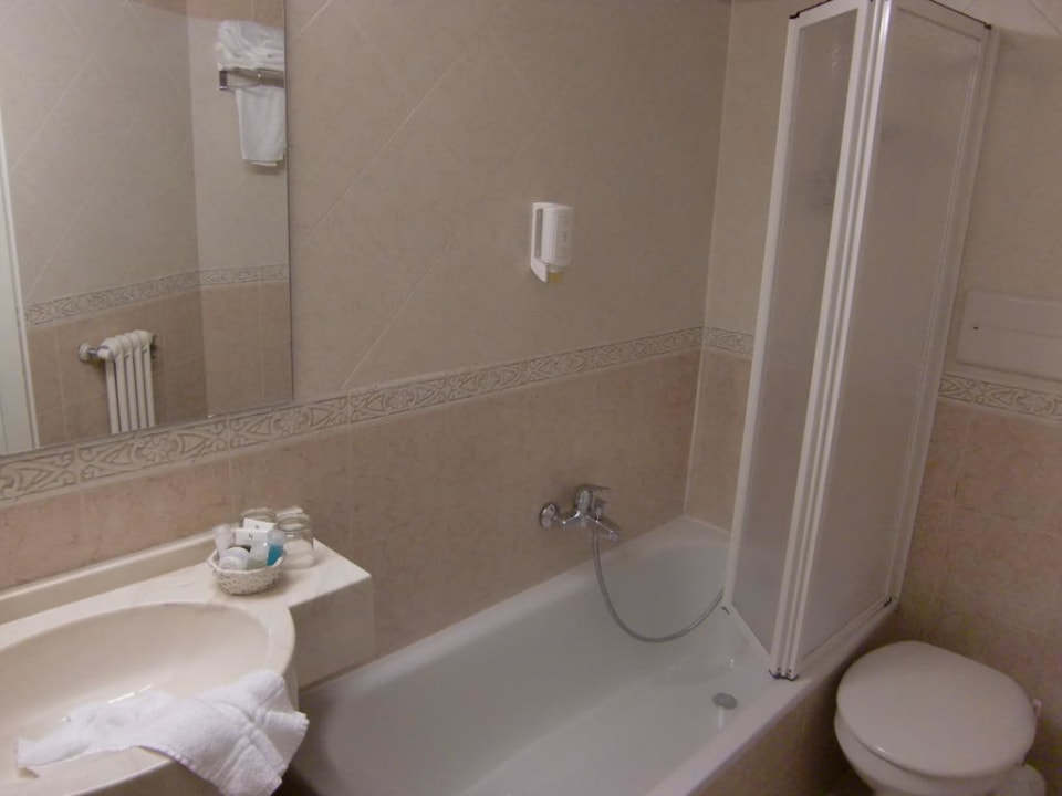 Badezimmer Hotel Rovereto
