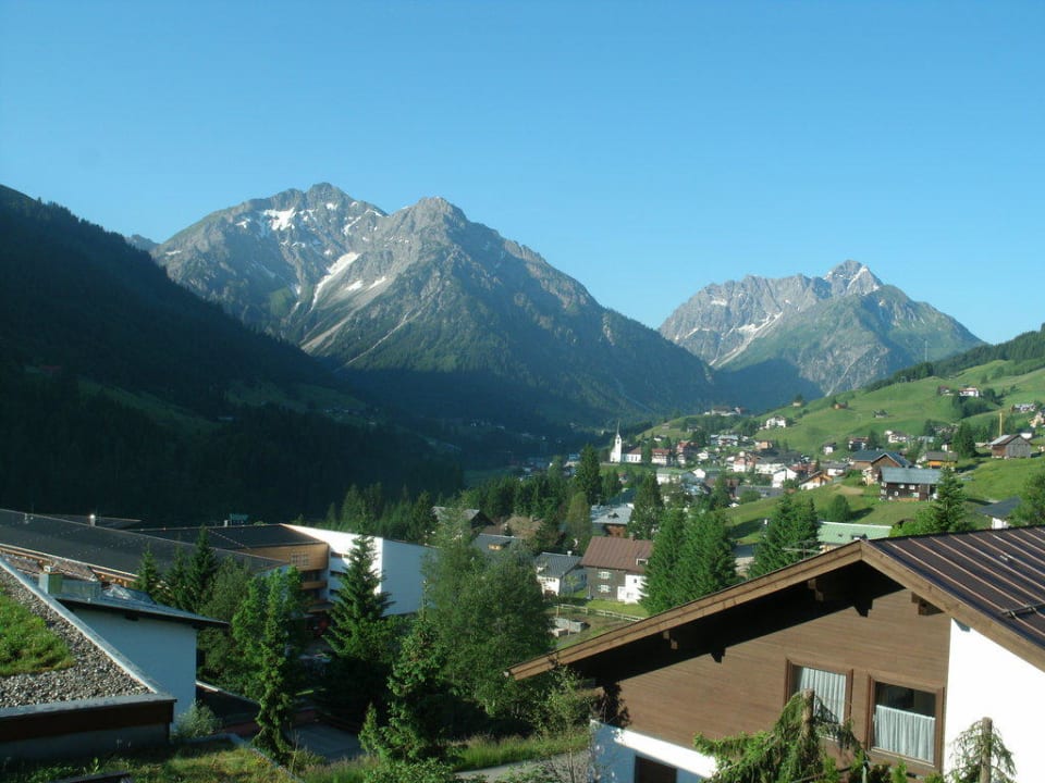 Ausblick ins Tal vom Balkon Hotel Birkenhöhe