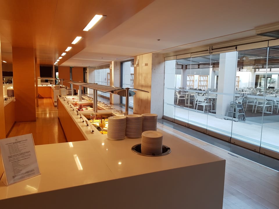 Gastro Avra Imperial Hotel