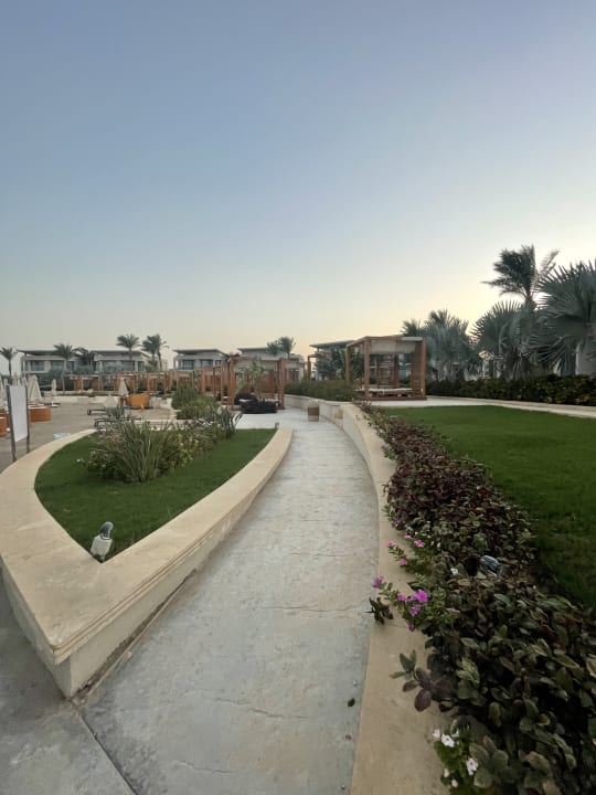 Gartenanlage Rixos Premium Magawish Suites & Villas