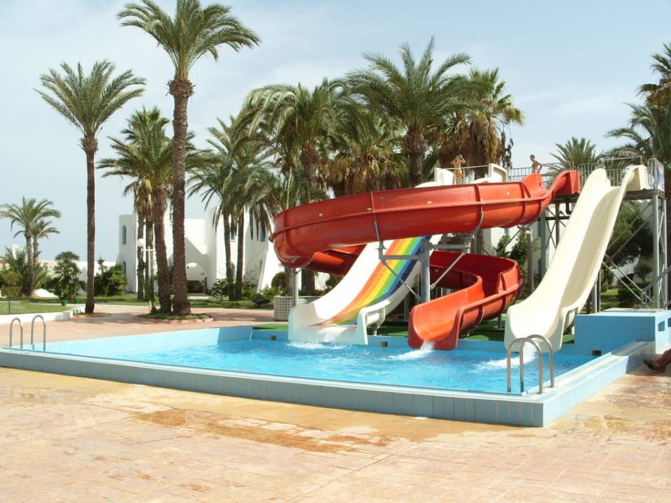 Zjeżdżalnie Ruspina Beach Resort