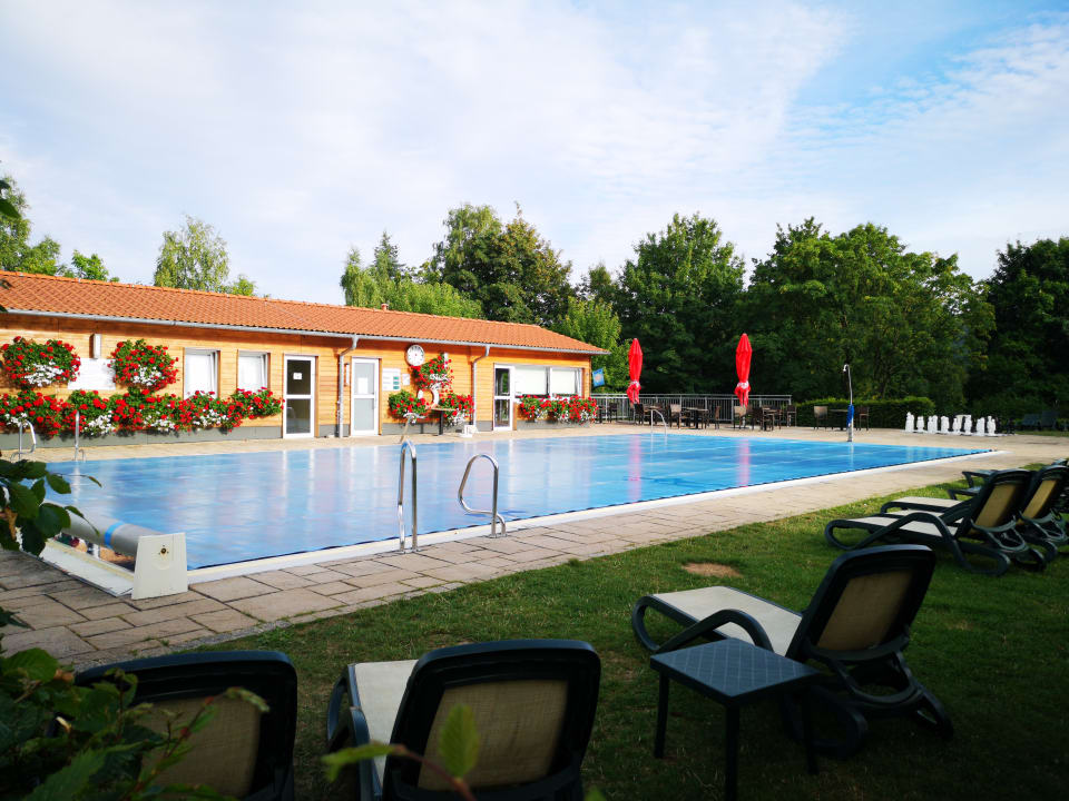 Pool AHORN Berghotel Friedrichroda