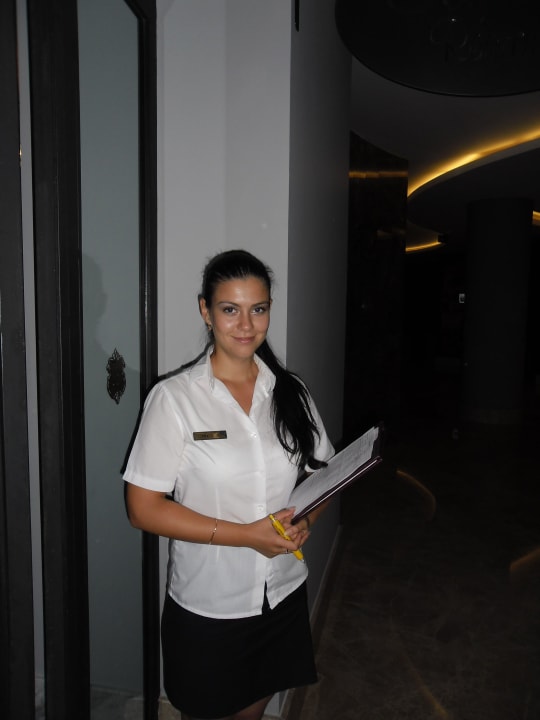 Lena. Hilfsbereit, freundlich, die Beste! Commodore Elite Suites & Spa - Adults only