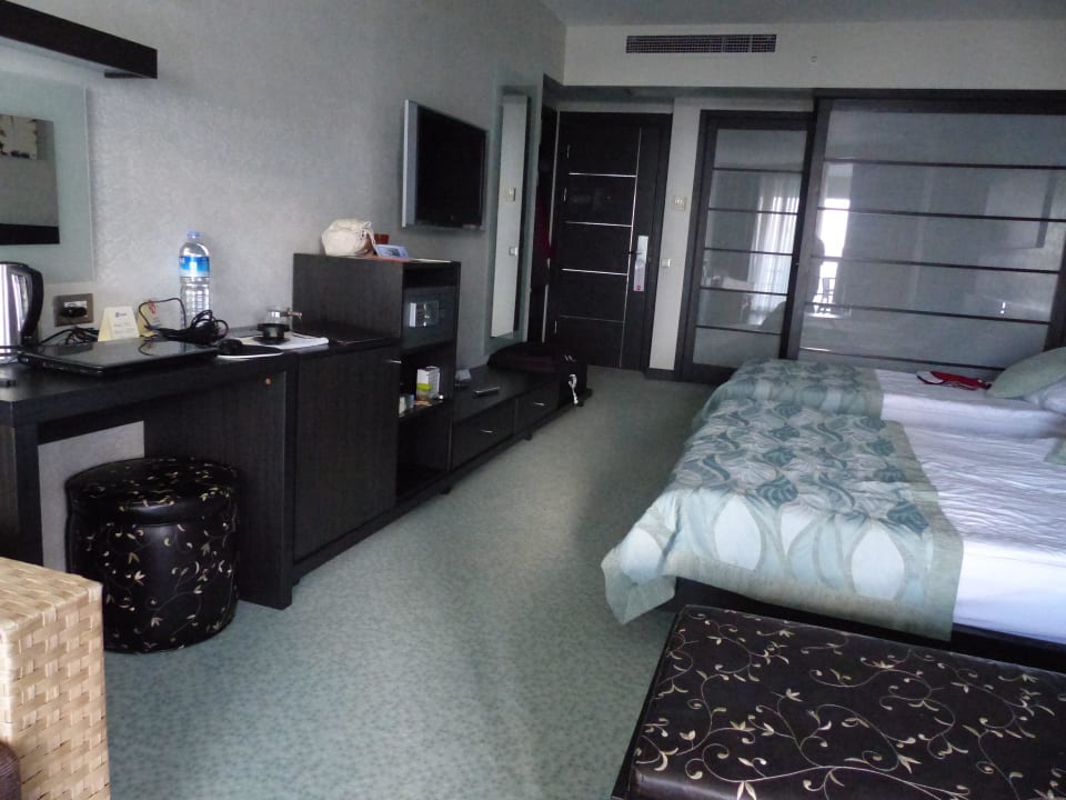 Unser Zimmer Limak Lara Deluxe Hotel & Resort