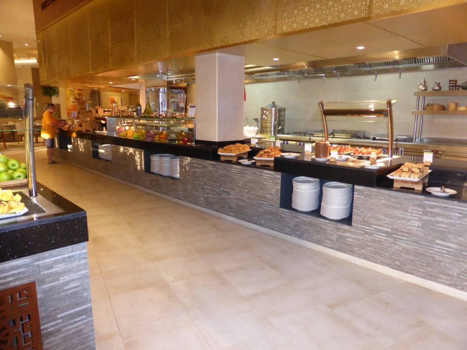 Restaurant DoubleTree by Hilton Resort & Spa Marjan Island
