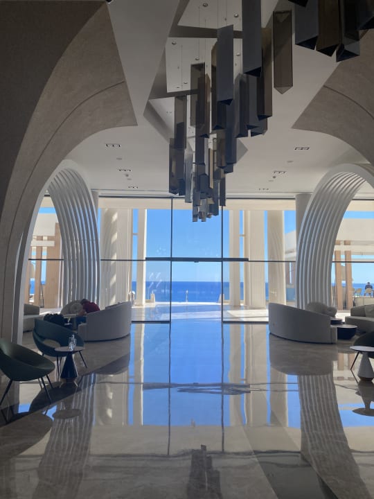 Lobby Mayia Exclusive Resort & Spa