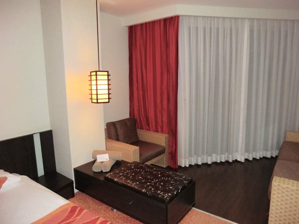 Wohn- Schlafzimmer Limak Lara Deluxe Hotel & Resort