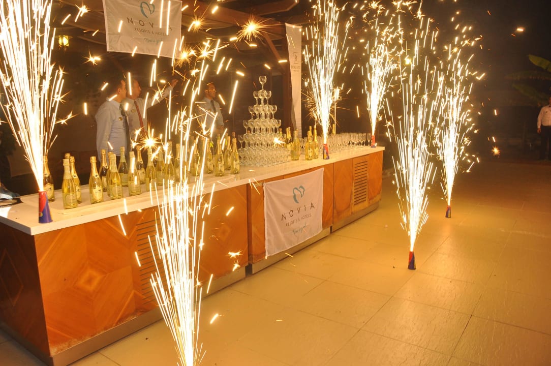 CHAMPAGNE SHOW Armas Life Belek