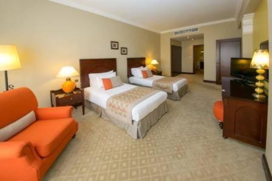 Bedroom Hotel Mercure Grand Seef